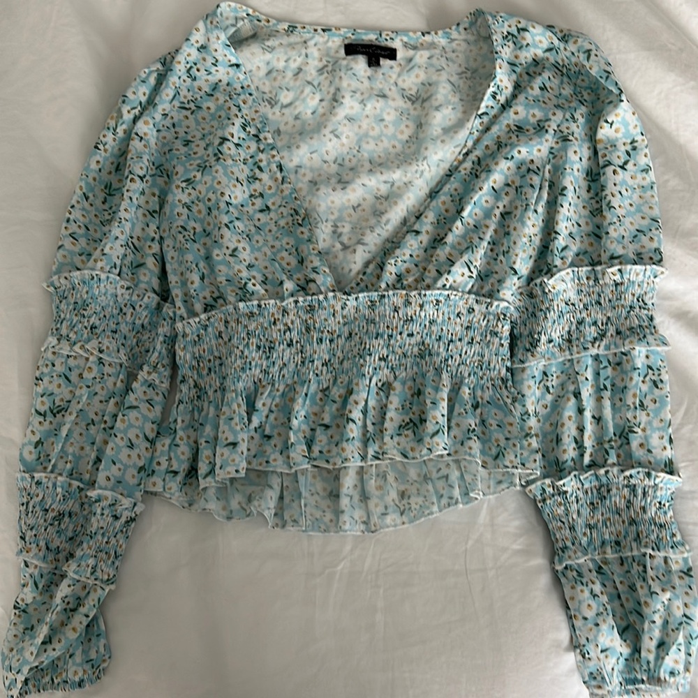 verge girl floral blouse